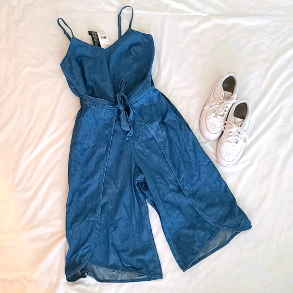 NWT Romper Size Small